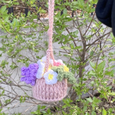卡其色花坛
