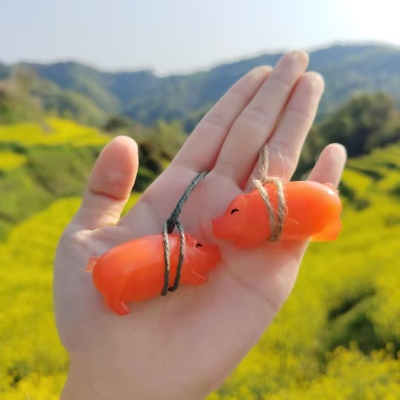 大号变色烤乳猪（配绳子+OPP袋）